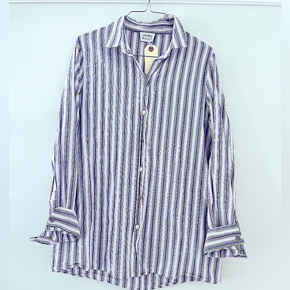 Smart Shirt by Designer MALI PARMI M.U.S.T.